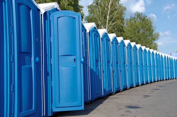 Porta potty delivery and setup in Delavan, WI